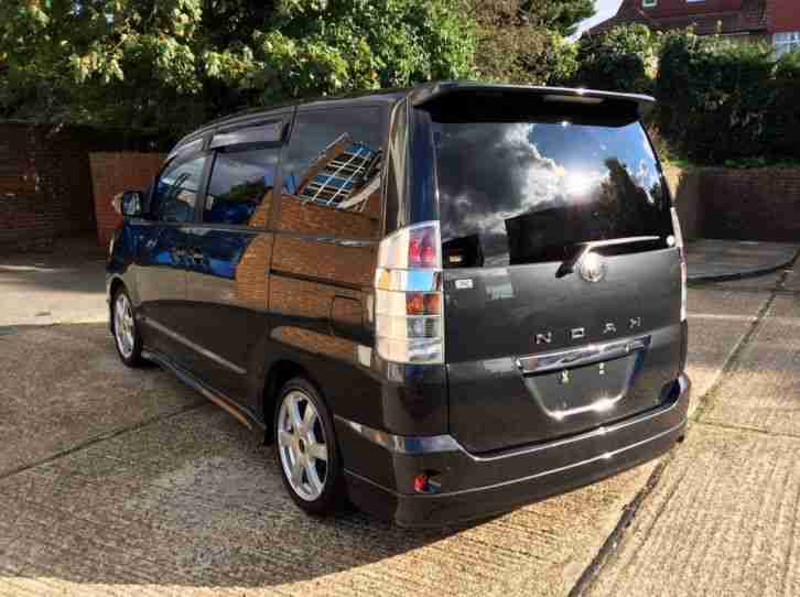 TOYOTA NOAH 2.0 AUTO 8 SEATER MPV 2004 04 REG