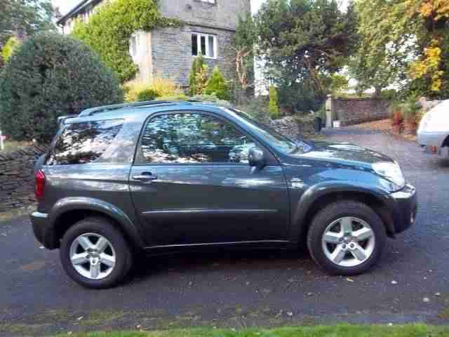 TOYOTA RAV 4 2.0 D-4D XT-R