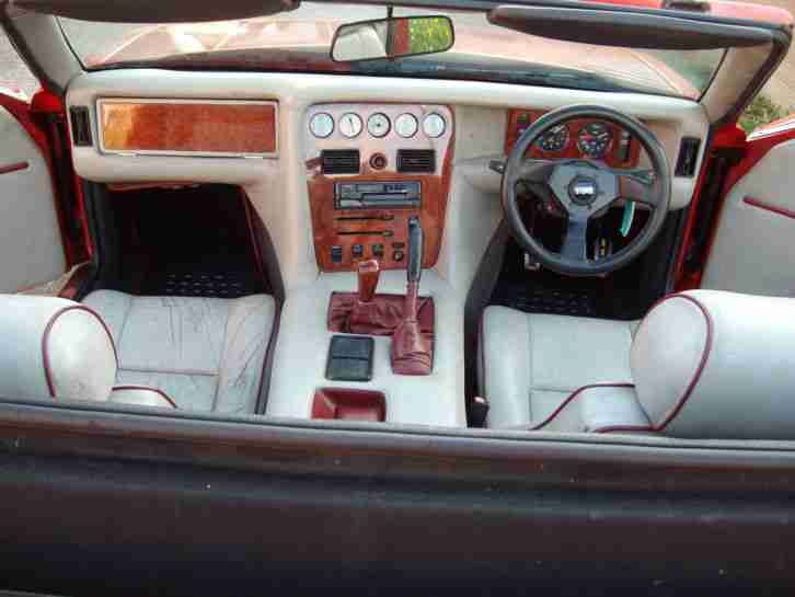  Windows Leather
