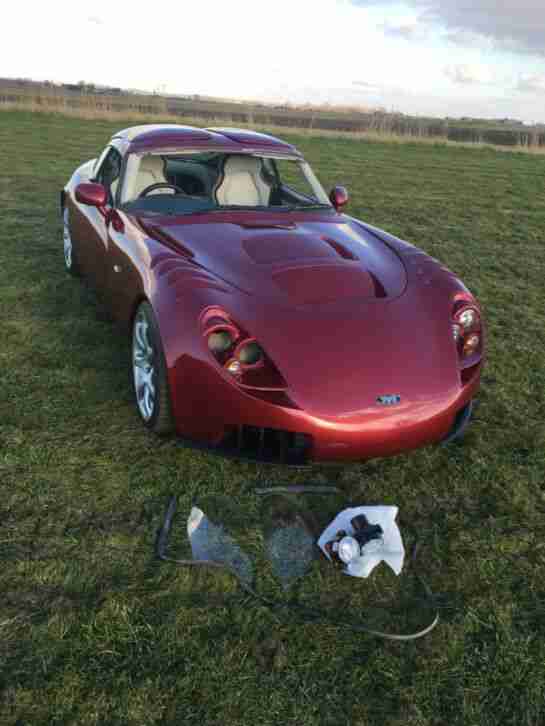 TVR. T350T. (SAGARIS) TRACK DAY,EXPORT, SPARES REPAIR.1.600 GENUINE MILES 2004.