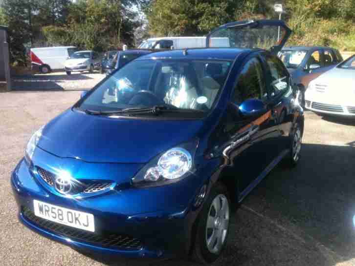 AYGO 1.0 VVT i AYGO Blue