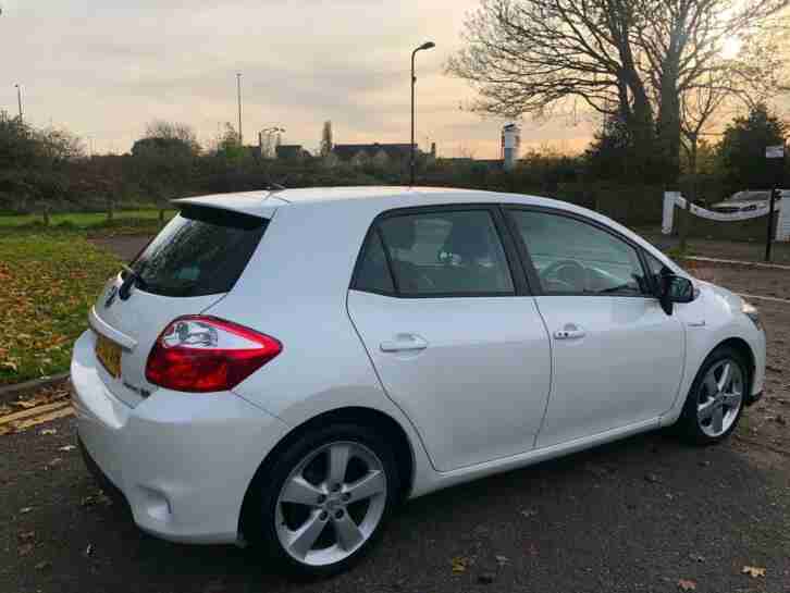 Toyota Auris 1.8 ( 134bhp ) CVT 2010MY T Spirit