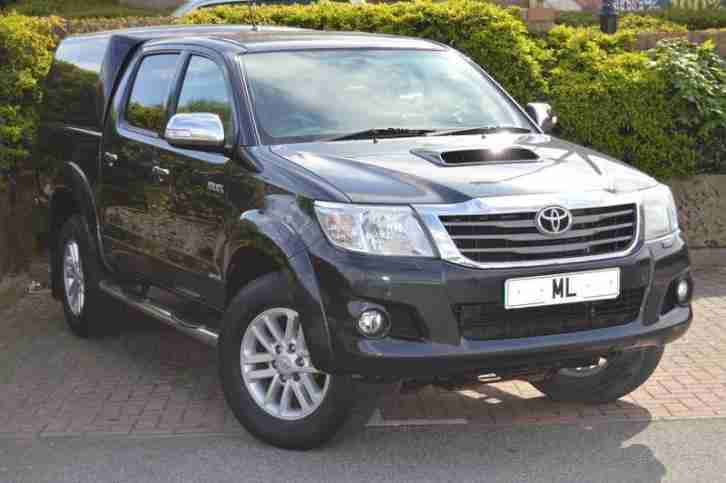 Toyota Hi Lux INVINCIBLE 4X4 D 4D DCB