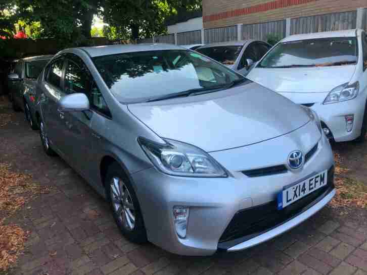 Toyota Prius 1.8 VVT i Hybrid ( Leather ) T Spirit 2014 SAT NAV PCO READY XENON