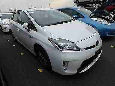 Prius HYBRID 1.8 VVT i CVT 2013(13)