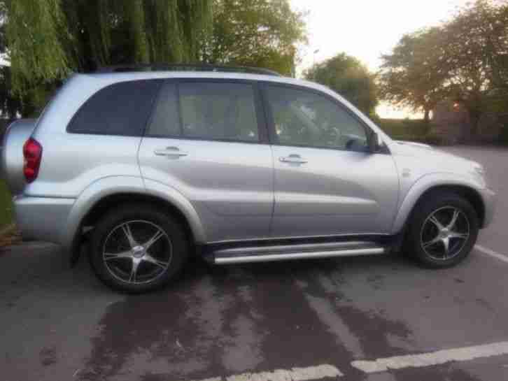 Toyota RAV4 2.0 D-4D XT2 2004 FULL BLACK LEATHER ALLOYS TOWBAR DIESEL 4X4 SUV