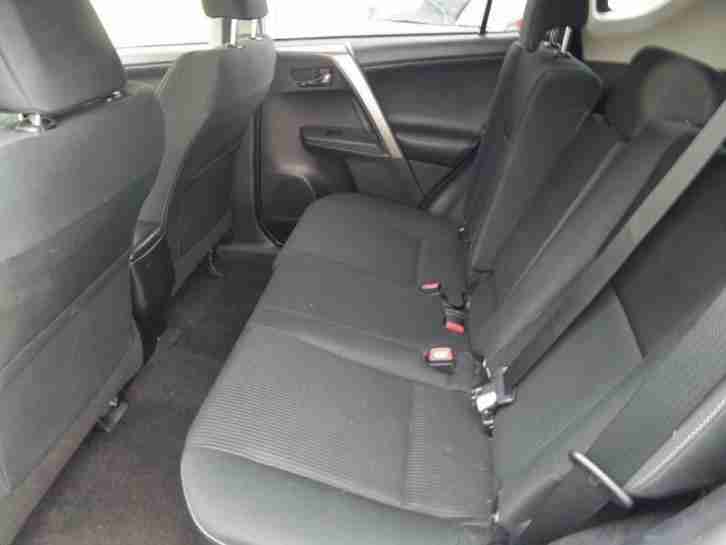 Toyota Rav 4 2.0 D-4D Icon 5dr 2WD