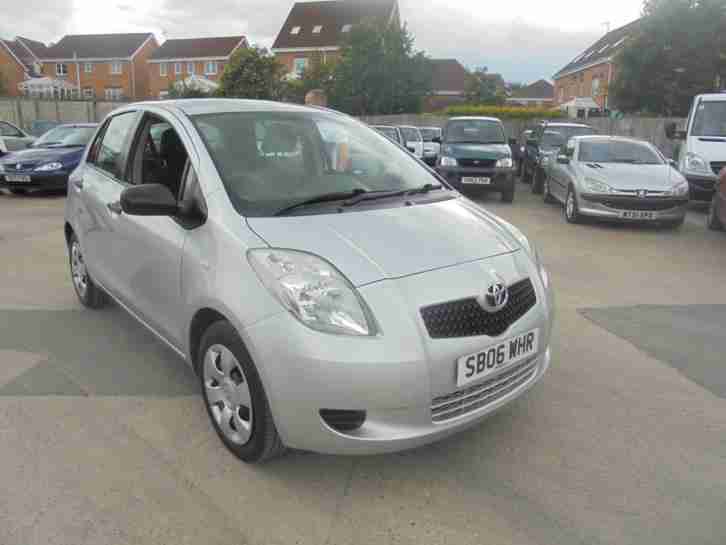 Toyota Yaris 1.0 VVT i T2 5 DOOR 2006 06 REG 10 MONTHS MOT