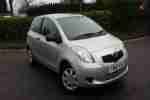 Yaris 1.0 VVT i T2 SILVER LOW MILES