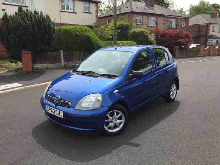 Toyota Yaris CDX 1.3 VVT i 2003 5 door Hatchback Petrol in Blue