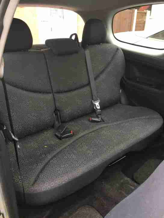 Toyota Yaris T3 04 Petrol, NON RUNNER, Spares or Repairs