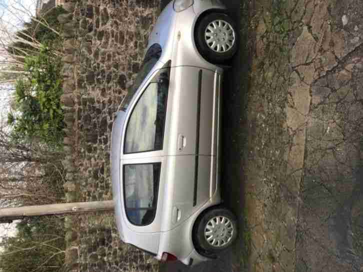 Toyota Yaris gls vvti