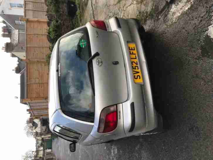Toyota Yaris gls vvti