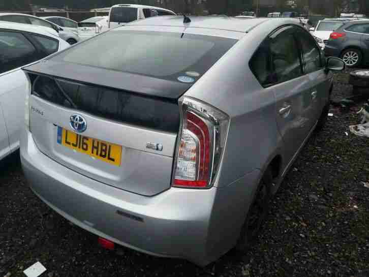 Toyota-prius 2016 hybrid Silver