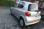 Toyota yaris 1.3 gls 2002