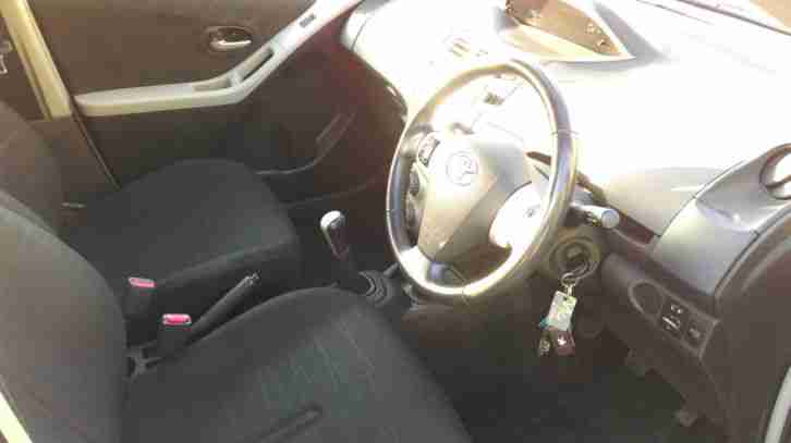 Toyota yaris 1.4 d4d t3 fsh