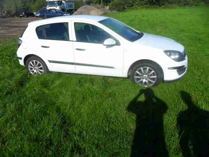 VAUXHALL ASTRA 1.7 CDTI 2006 SPARES OR REPAIRS