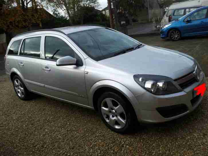 Vauxhall ASTRA CLUB. Vauxhall car from United Kingdom