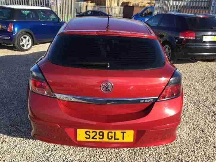 VAUXHALL ASTRA DESIGN CDTI 2006 Diesel Manual in Red