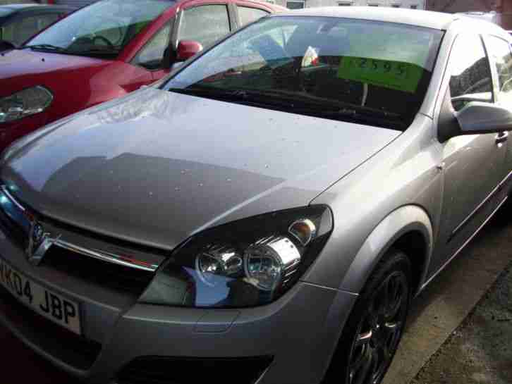 VAUXHALL ASTRA LIFE 2004 SILVER 1.8L