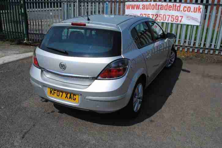 VAUXHALL ASTRA SXI 2007 Petrol Manual in Silver