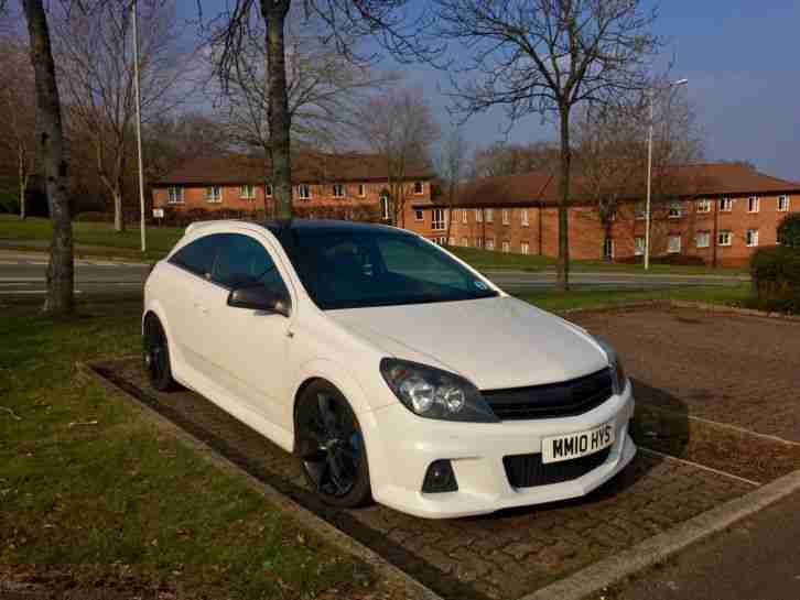 VAUXHALL ASTRA VXR ARCTIC low mileage. HPI clear bargain Not Nurburgring racing