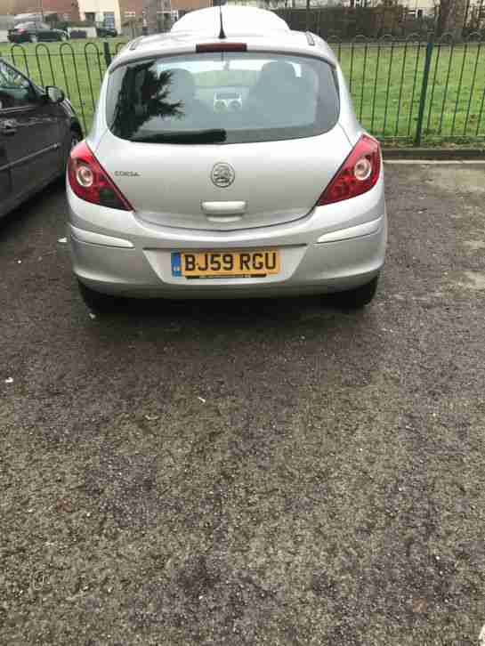 VAUXHALL CORSA 1.0 2010 SPARES OR REPAIR START AND DRIVE