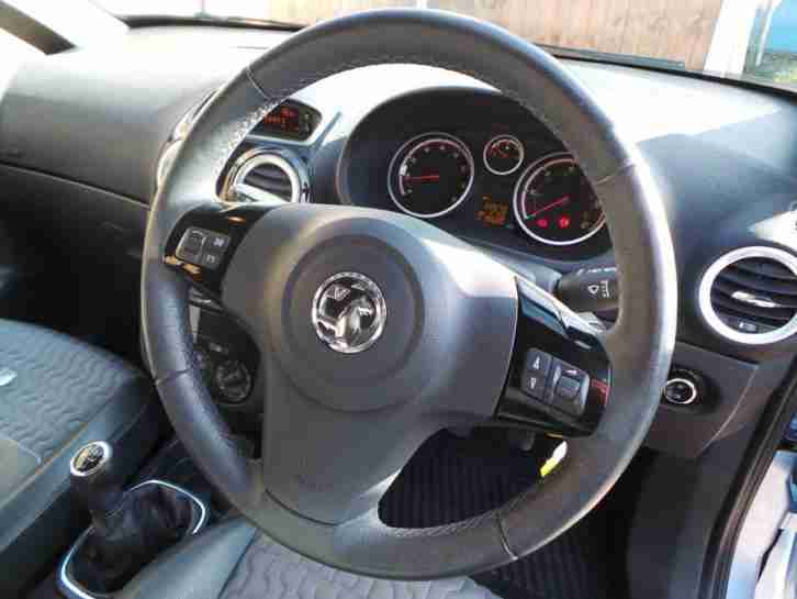 VAUXHALL CORSA 1.4 16V SE 5DR - BLUE