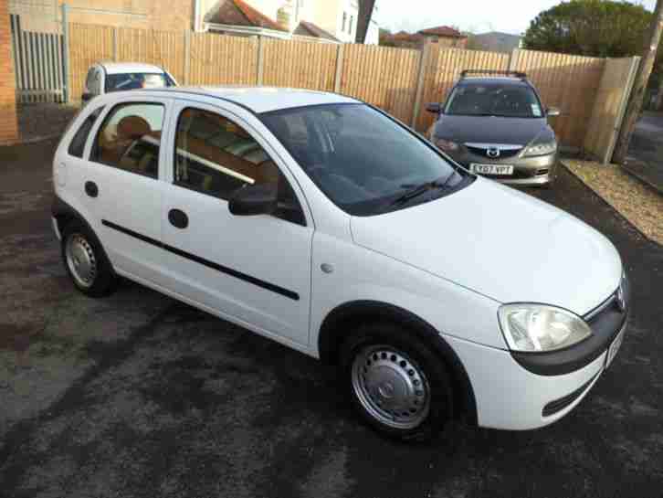 CORSA 1700 DTI 5DR (04 04) WHITE 1