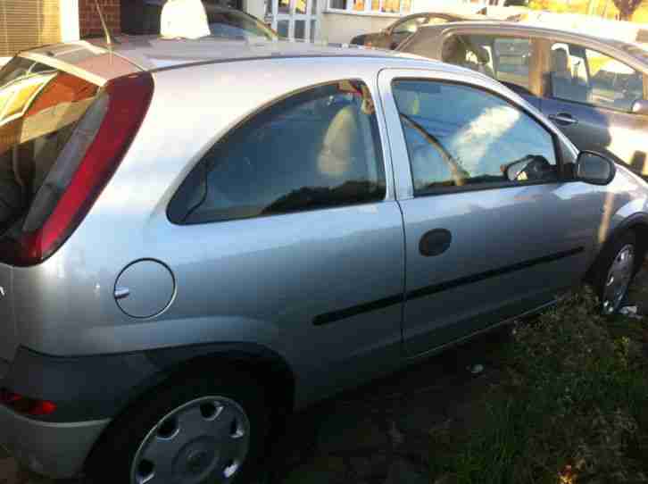 VAUXHALL CORSA CLUB 12V SILVER 2002