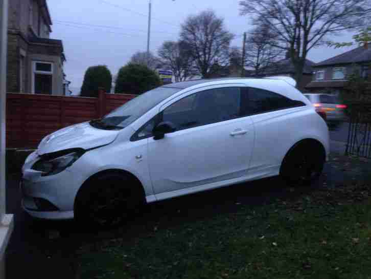VAUXHALL CORSA LIMITED EDITION 2015 CAT D DAMAGED REPAIRBALE
