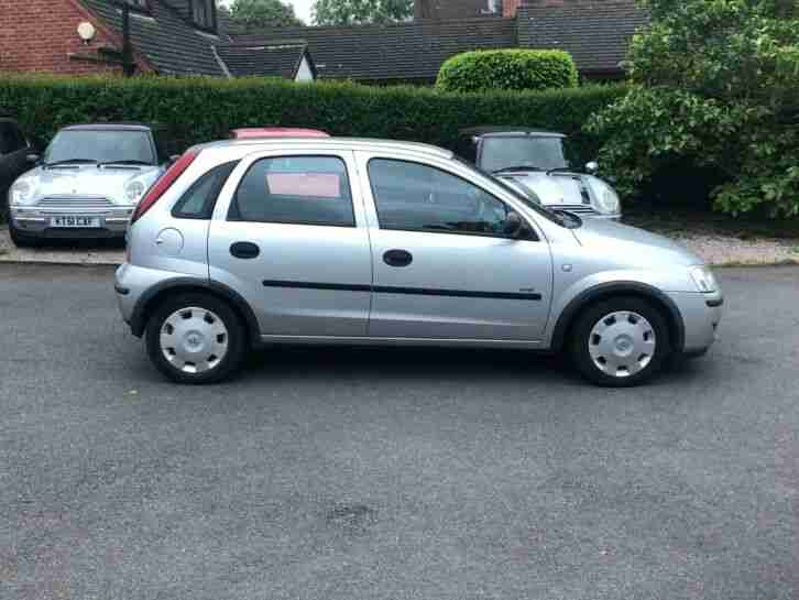 VAUXHALL CORSA - MOT until 3/6/2020, 59k miles, service history. Perfect 1st car
