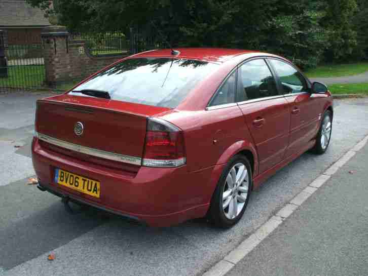 VAUXHALL VECTRA 1.9CDTi 120 6 SPEED SRI SAT NAV ONLY ONE OWNER FROM NEW