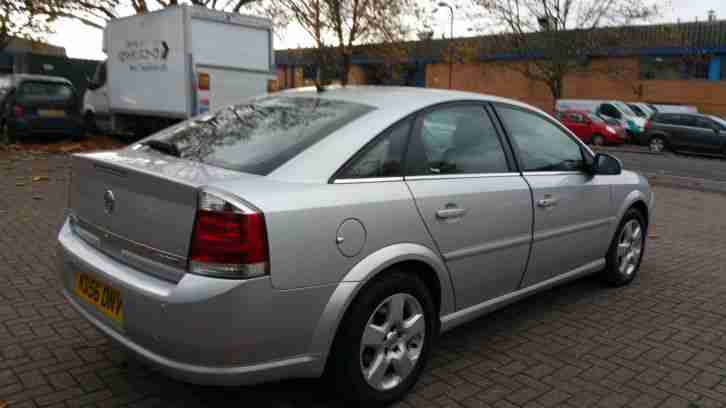 VAUXHALL VECTRA 1.9cdti 16v EXCLUSIV Ready for collection today
