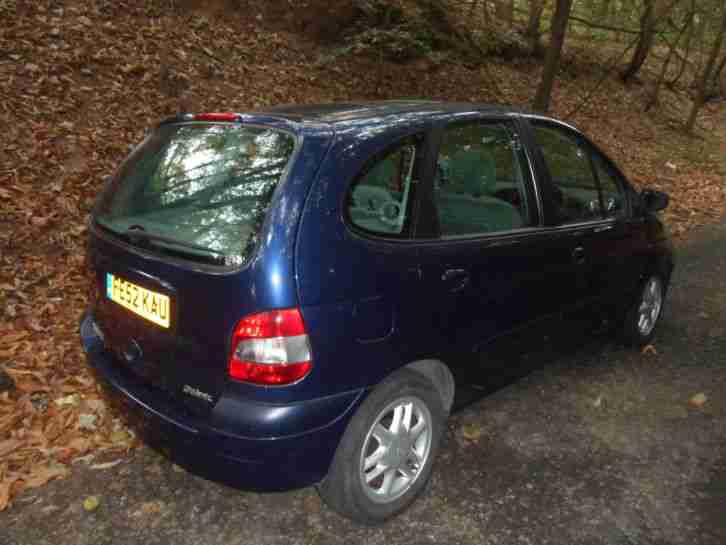 VERY NICE CLEAN 2002 RENAULT MEGANE SCENIC 16V BLUE MOT SEPT2015 TAX FEB 2015