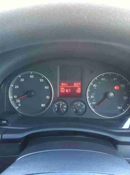 VOLKSWAGEN GOLF FSI S 2004