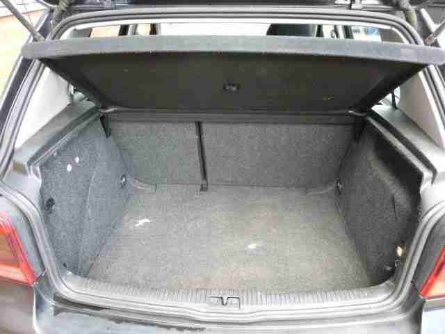 VOLKSWAGEN GOLF V5 2000 Petrol Manual in Black