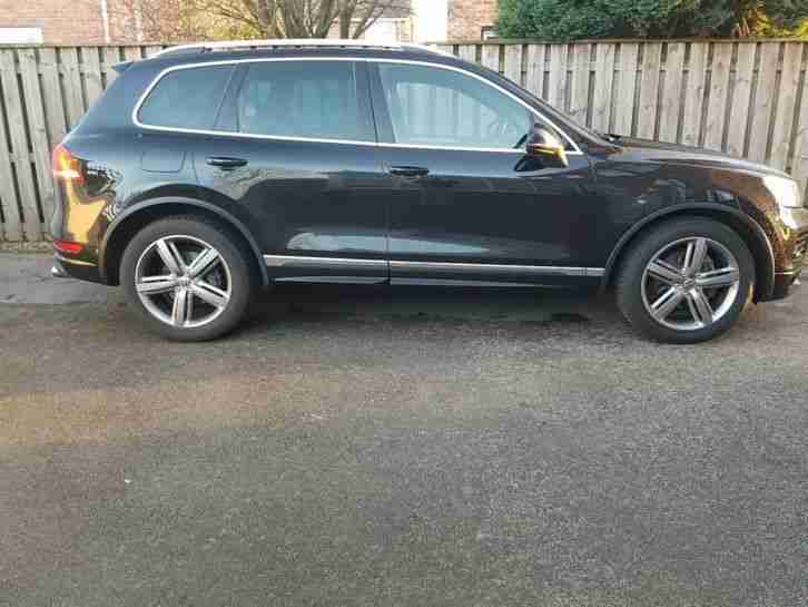 VOLKSWAGON TOUAREG 3.0TDI BLUE MOTION 4X4