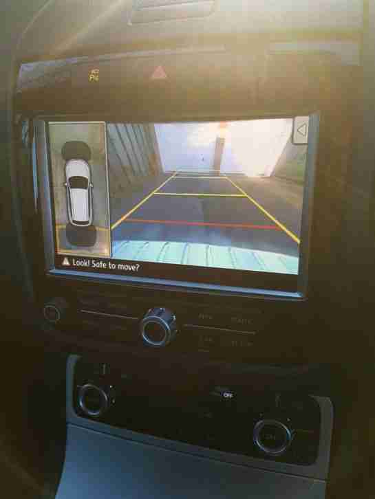 VOLKSWAGON TOUAREG 3.0TDI BLUE MOTION 4X4
