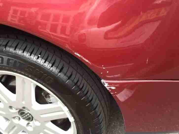 VOLVO S40 1.6 DIESEL • MOT • ALLOY WHEELS • NEW TYRES