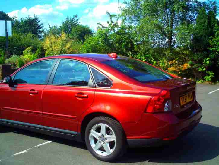 VOLVO S40 1.6 S 16V 2007 VERY CLEAN CAR MAY SWAP FOR HATCH BACK / ESTATE OR 4X4