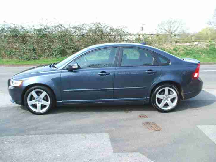 VOLVO S40 1.6D ( s/s ) DRIVE SE ONLY ONE OWNER FROM NEW £20 PER YEAR TAX