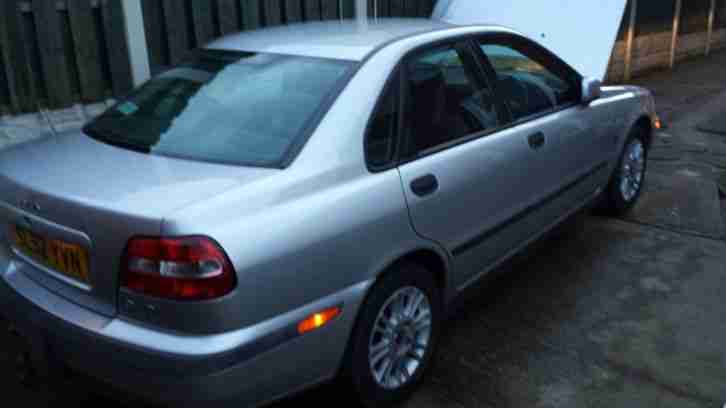 VOLVO S40 1.9 T DIESEL S 52 REG ONLY 93K 93000 MILES TOWBAR 50+ MPG FULL MOT