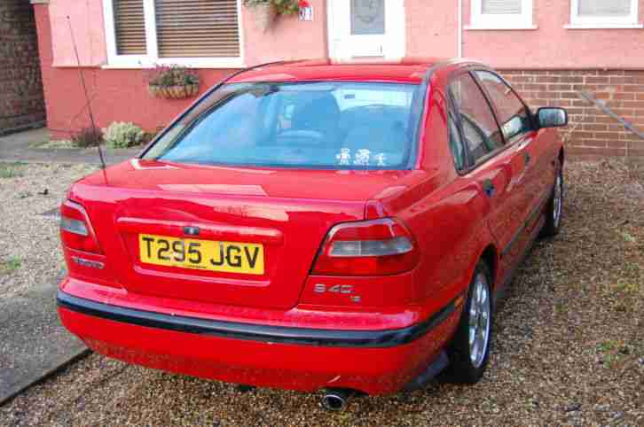 VOLVO S40 XS 1.6 PETROL