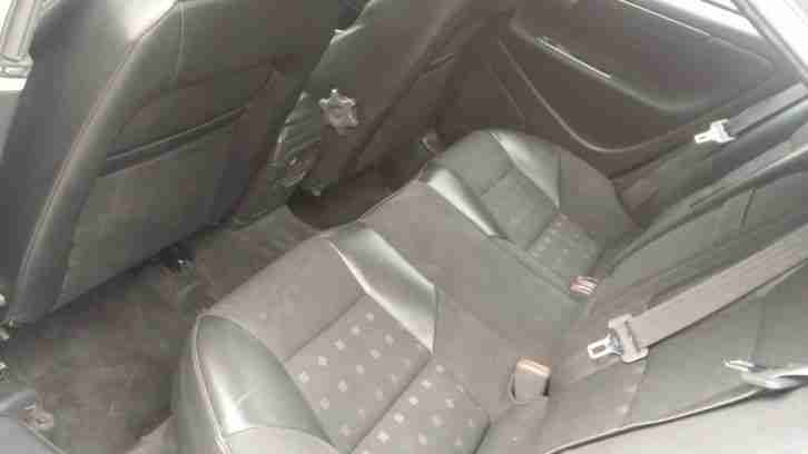 VOLVO S60 2ltr LOW MILEAGE - LONG MOT - SERVICE HISTORY - MANUAL (not automatic)