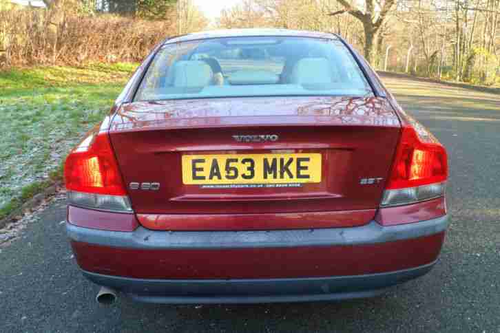 VOLVO S60 SE TURBO 210 BHP SALOON AUTO /CRUISE/LEATHER/GOOD CAR AND RARE 2003