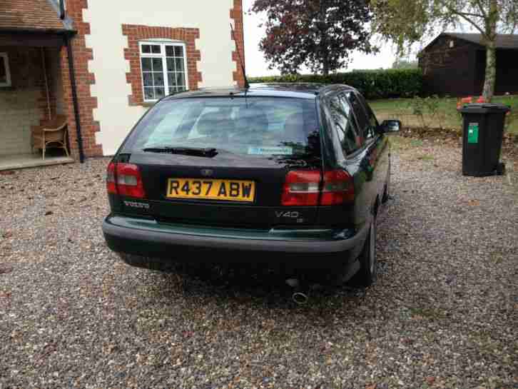 VOLVO V40 1.8I ESTATE GREEN GOOD CONDITION MOT APRIL 2015 DRIVES GREAT