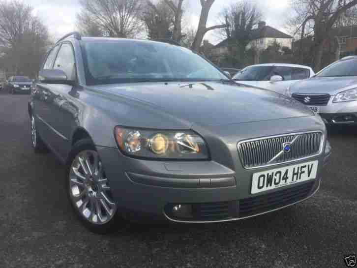 VOLVO V50 2.4 SE AUTOMATIC 5DOOR ESTATE DRIVES BEAUTIFULLY NO RESERVE PRICE!!