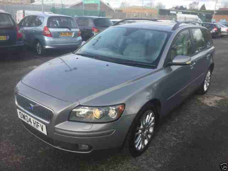 VOLVO V50 2.4 SE AUTOMATIC 5DOOR ESTATE DRIVES BEAUTIFULLY NO RESERVE PRICE!!