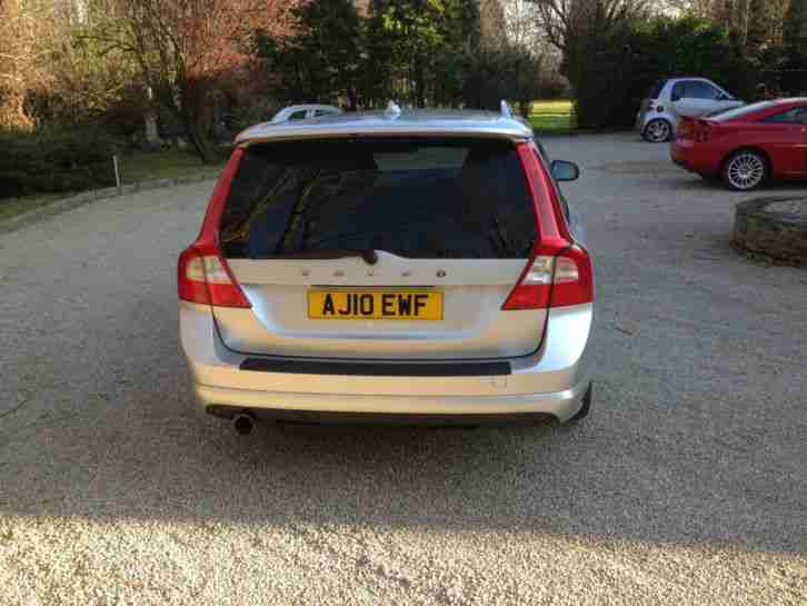 VOLVO V70 2010 R DESIGN 2.4 D5 SE GEARTRONIC